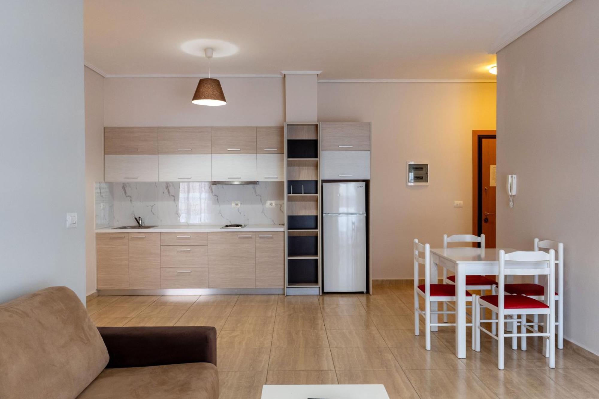 Franklin Rooms Саранде Екстериор снимка